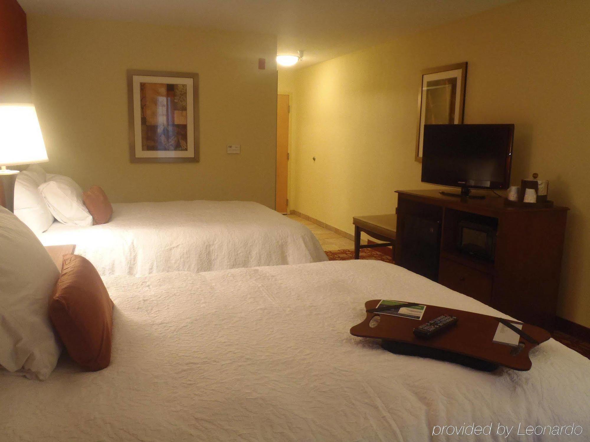 Hampton Inn & Suites Wiggins Bilik gambar